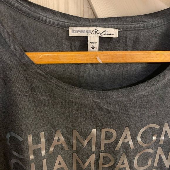 EXPRESS || Champagne Tee - Picture 3 of 5